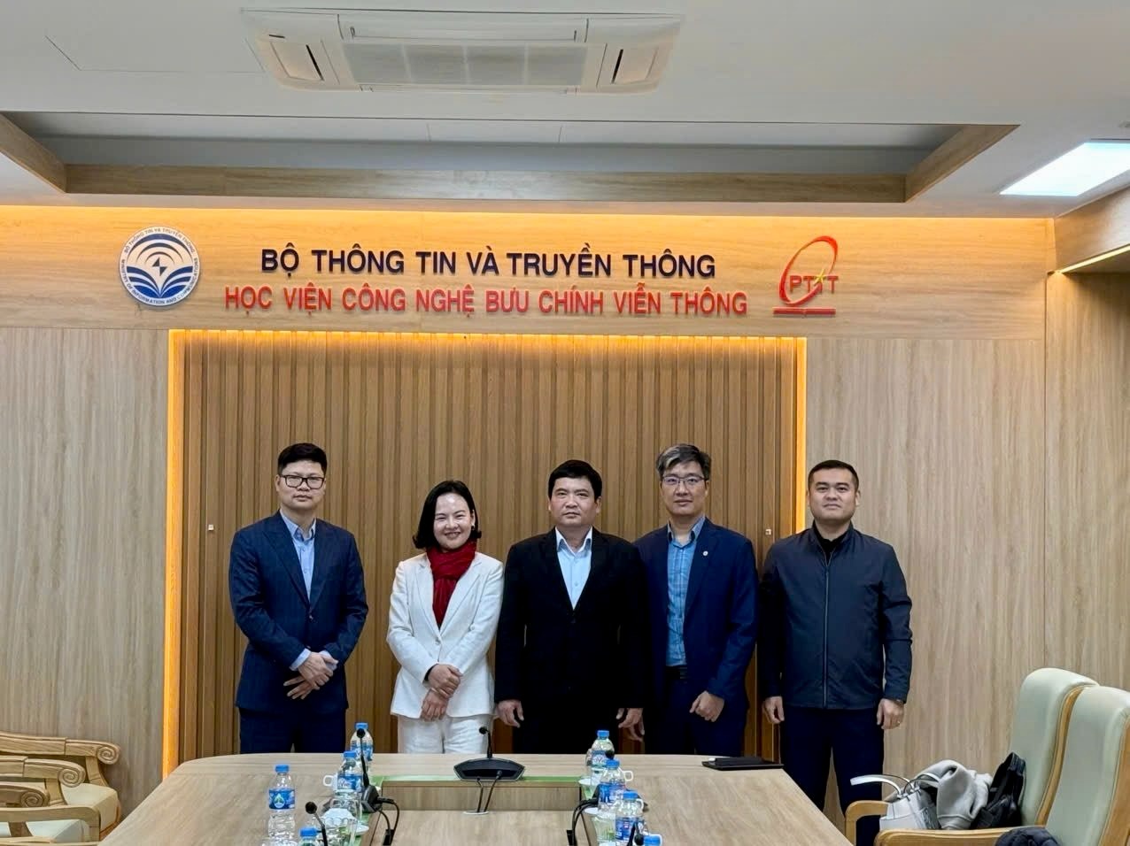 VYBE – PTIT: Hợp Tác Chiến Lược Trong Hỗ Trợ Khởi Nghiệp và Việc Làm